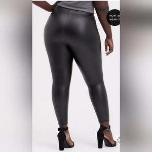Torrid Faux Leather Pull On Leggings size 2